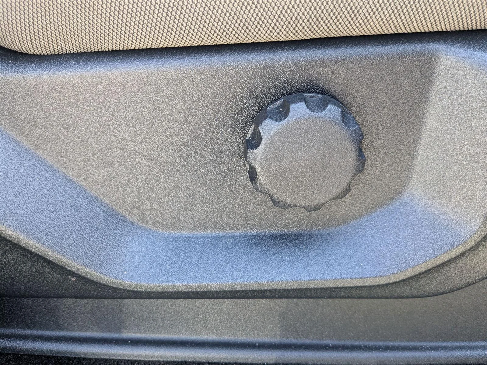 Used 2018 Blue Jeans Metallic Ford XLT image 34