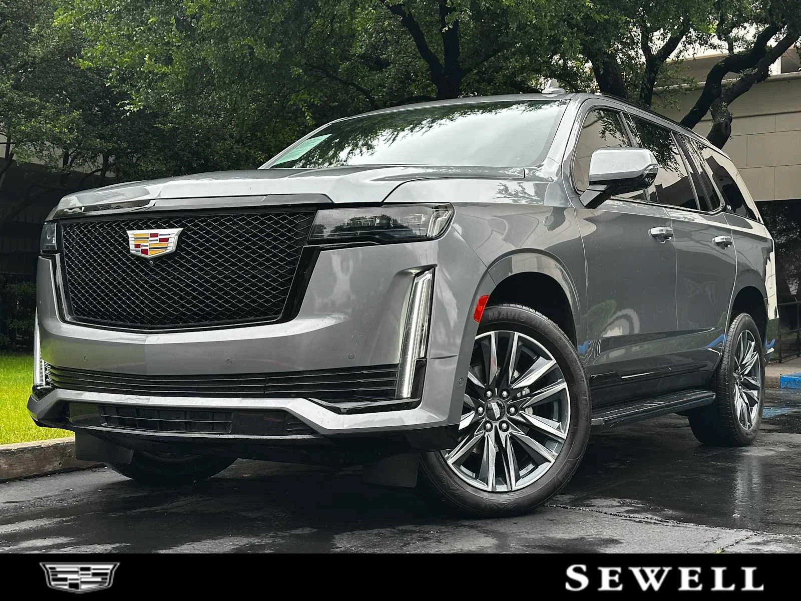 2021 Cadillac Escalade 4WD Sport's photo