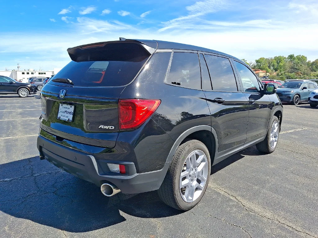 2024 Honda Passport EX-L - Photo 6
