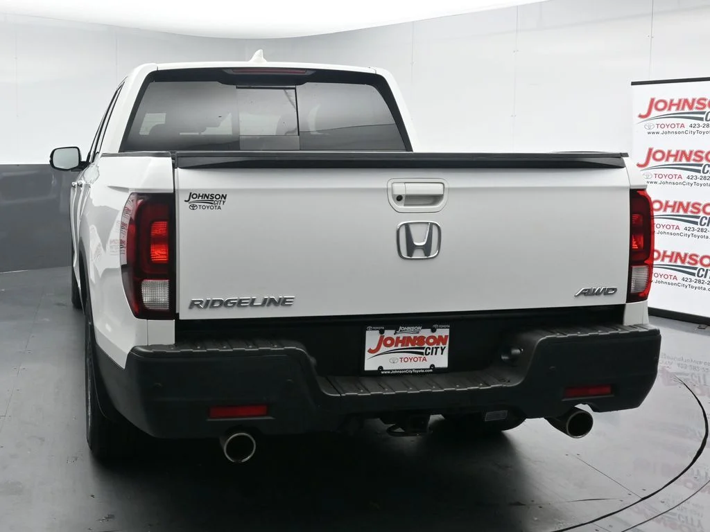 Used 2023  Honda RTL-E image 6