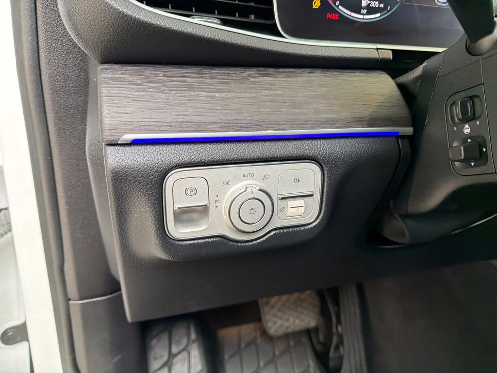 Used 2020 White Mercedes-Benz GLE 350 image 56