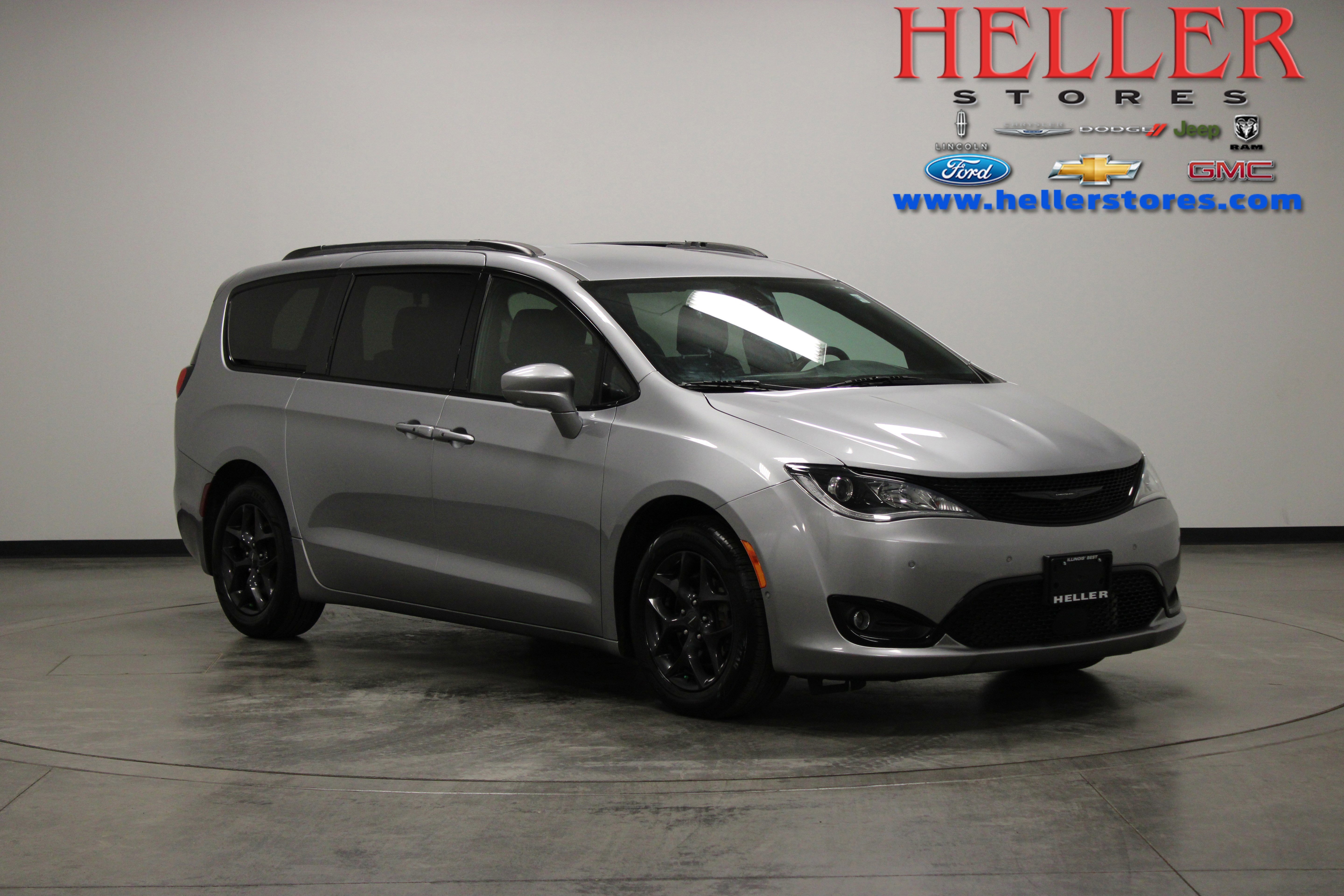 Used 2020 Billet Silver Metallic Clearcoat Chrysler Touring L Plus image 1