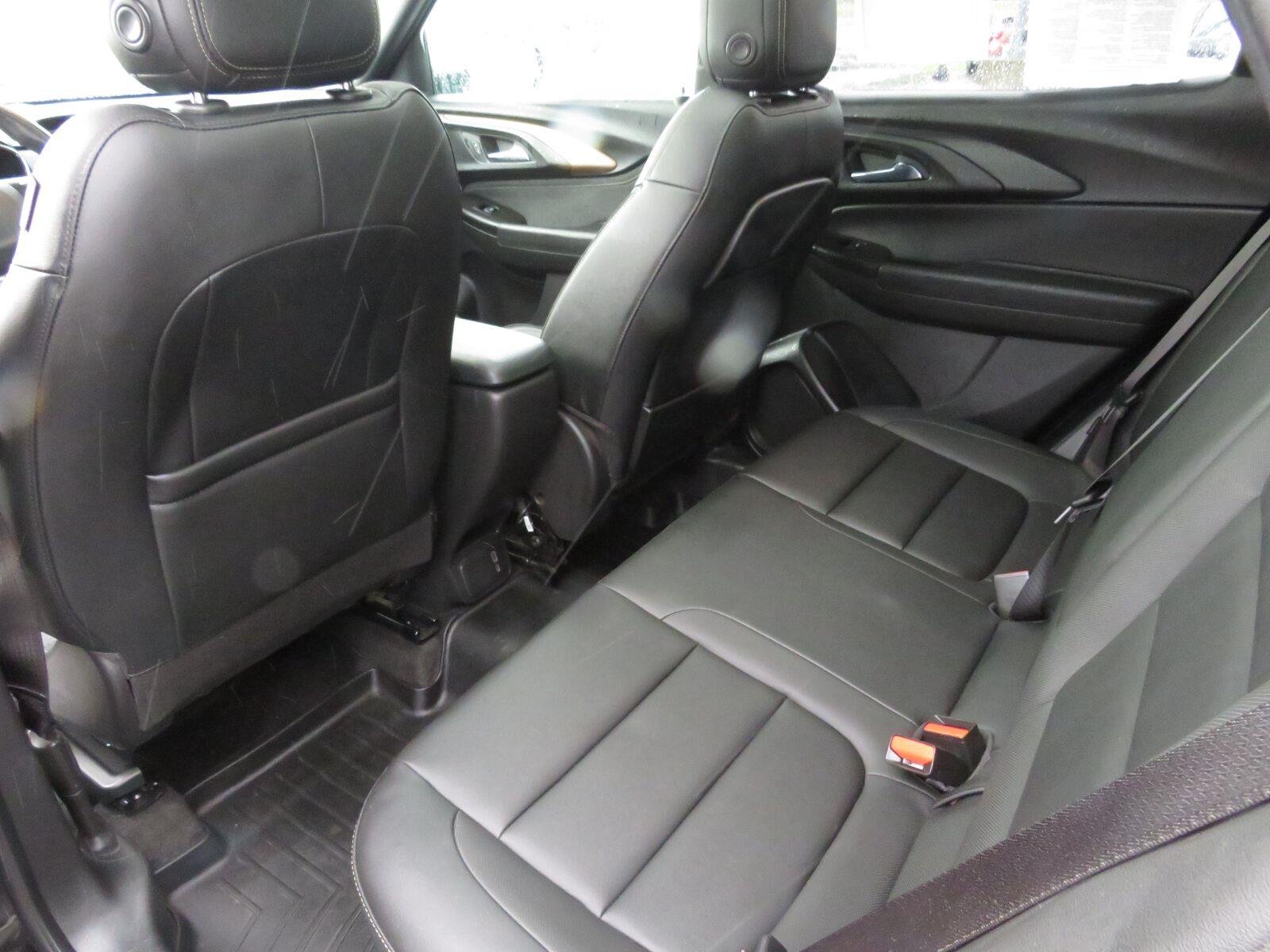 Used 2022 Mosaic Black Metallic Chevrolet ACTIV image 23
