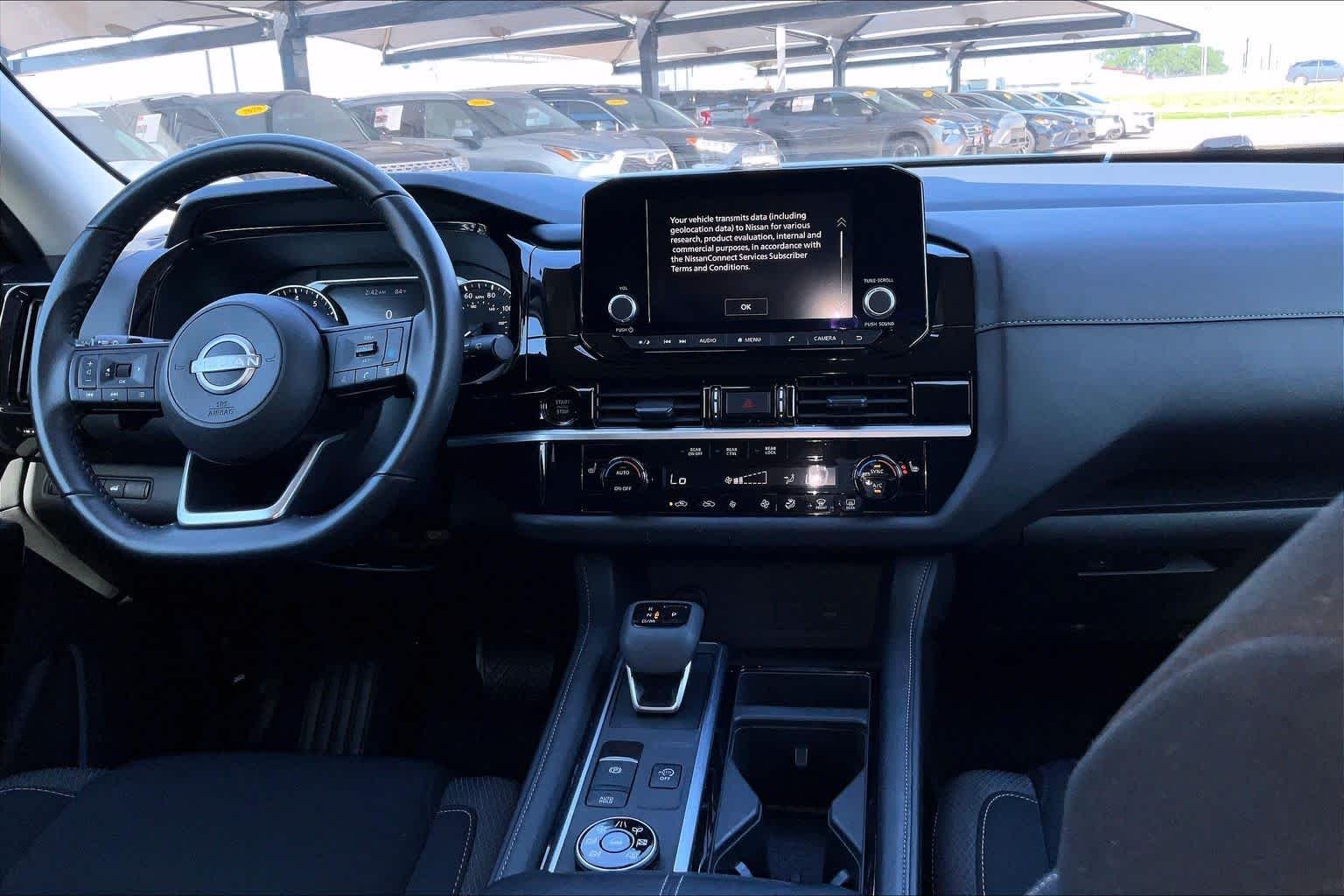 2025 Nissan Pathfinder SV - Photo 29