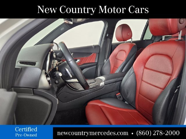 Used 2022  Mercedes-Benz GLC 300 image 14