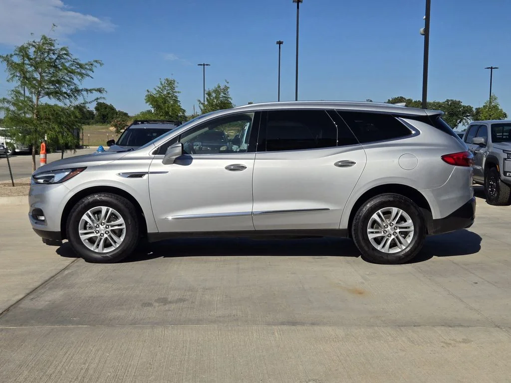 Used 2021 Silver Buick Essence image 3