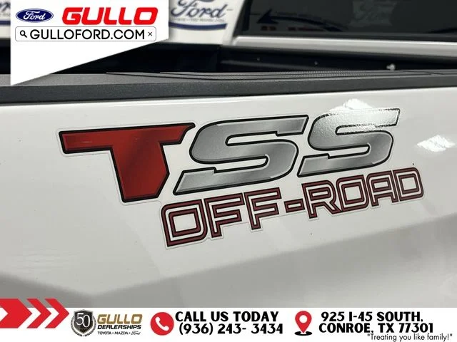 Used 2021 Super White Toyota SR5 image 31