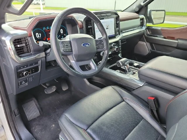 Used 2023 White Metallic Ford Lariat image 16