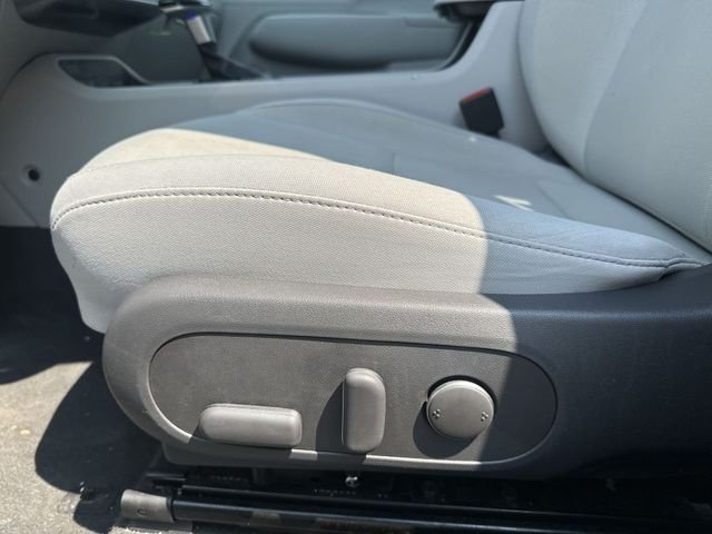 Used 2024 Green Hyundai SEL image 16