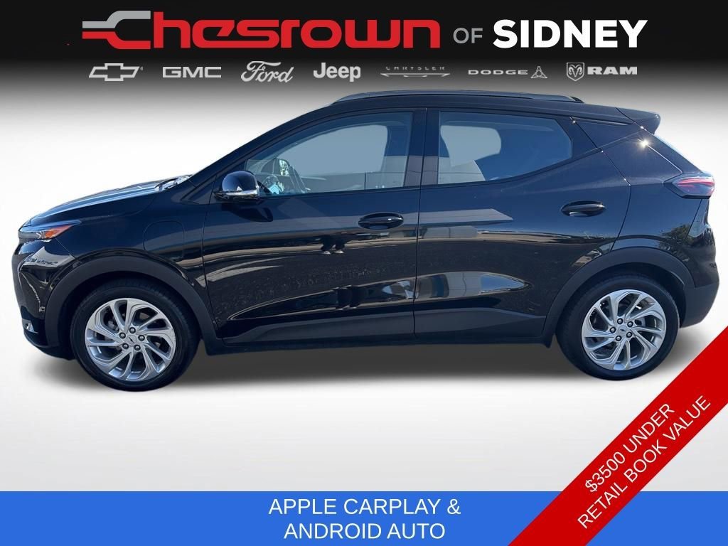 Used 2022 Chevrolet Bolt EUV LT with VIN 1G1FY6S00N4135300 for sale in Sidney, OH