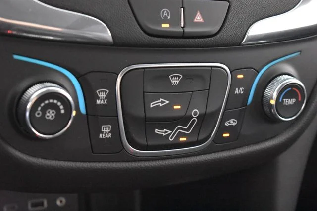 Used 2023 Gray Chevrolet LT image 25