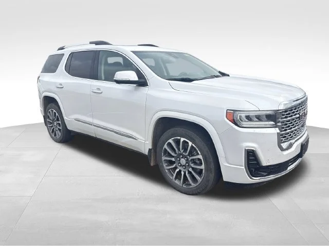 Used 2022 WHITE FROST TRICOAT GMC Denali image 9