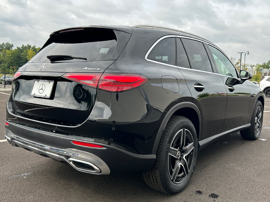 New 2026 Black Mercedes-Benz GLC 300 image 44