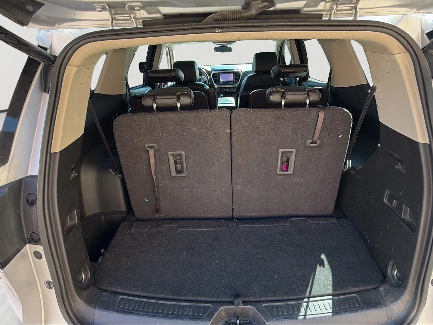 Used 2017  GMC Denali image 23