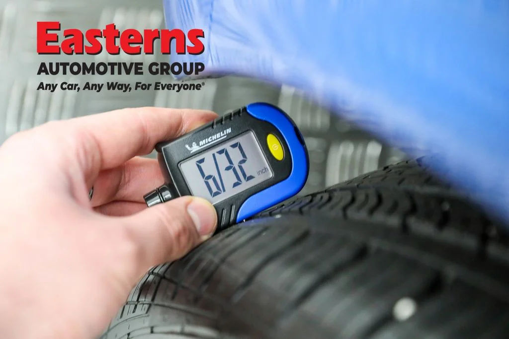 Used 2023 Blue Nissan 1.6 SV image 28