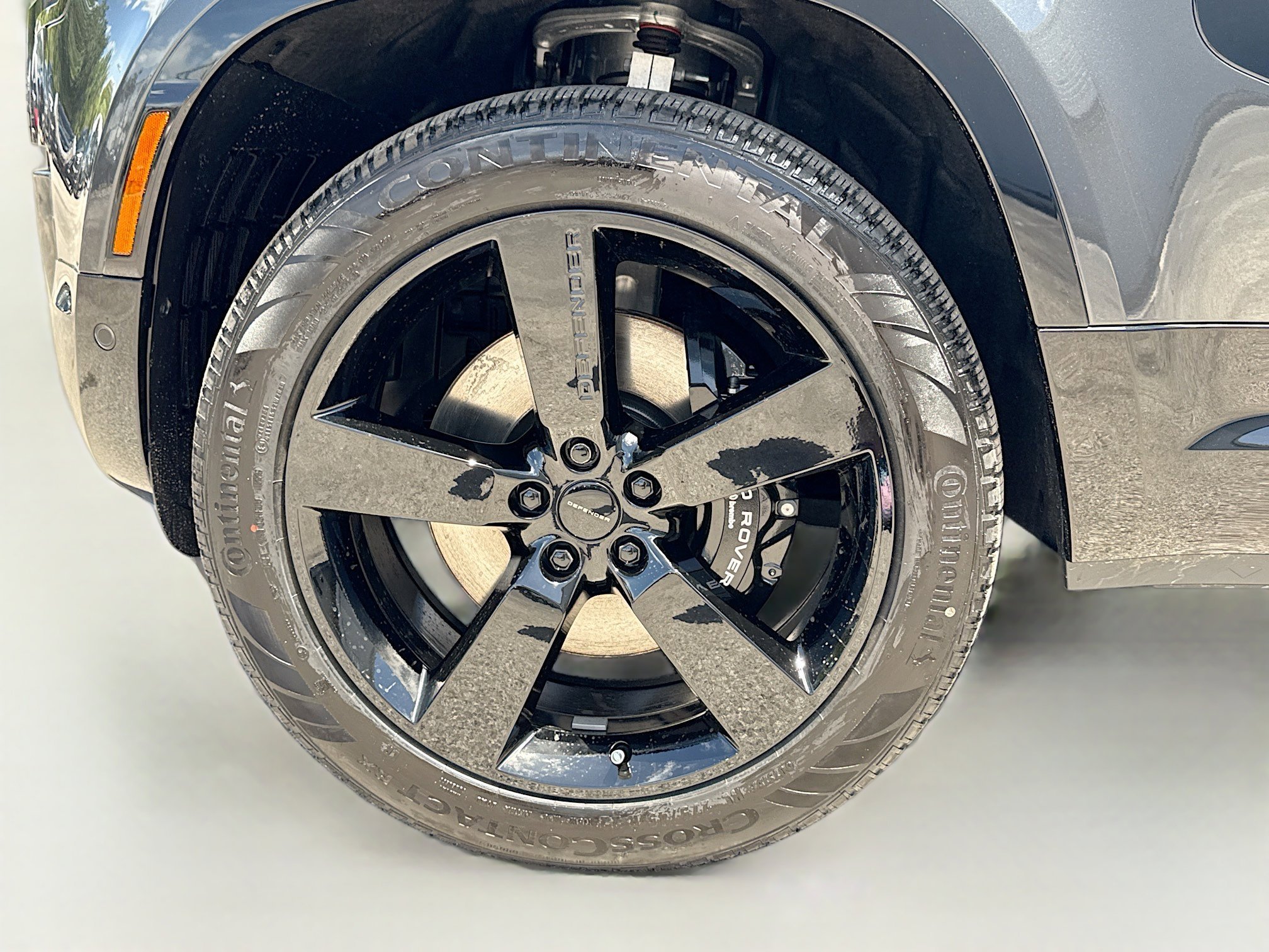 New 2026 Carpathian Grey Land Rover V8 image 42