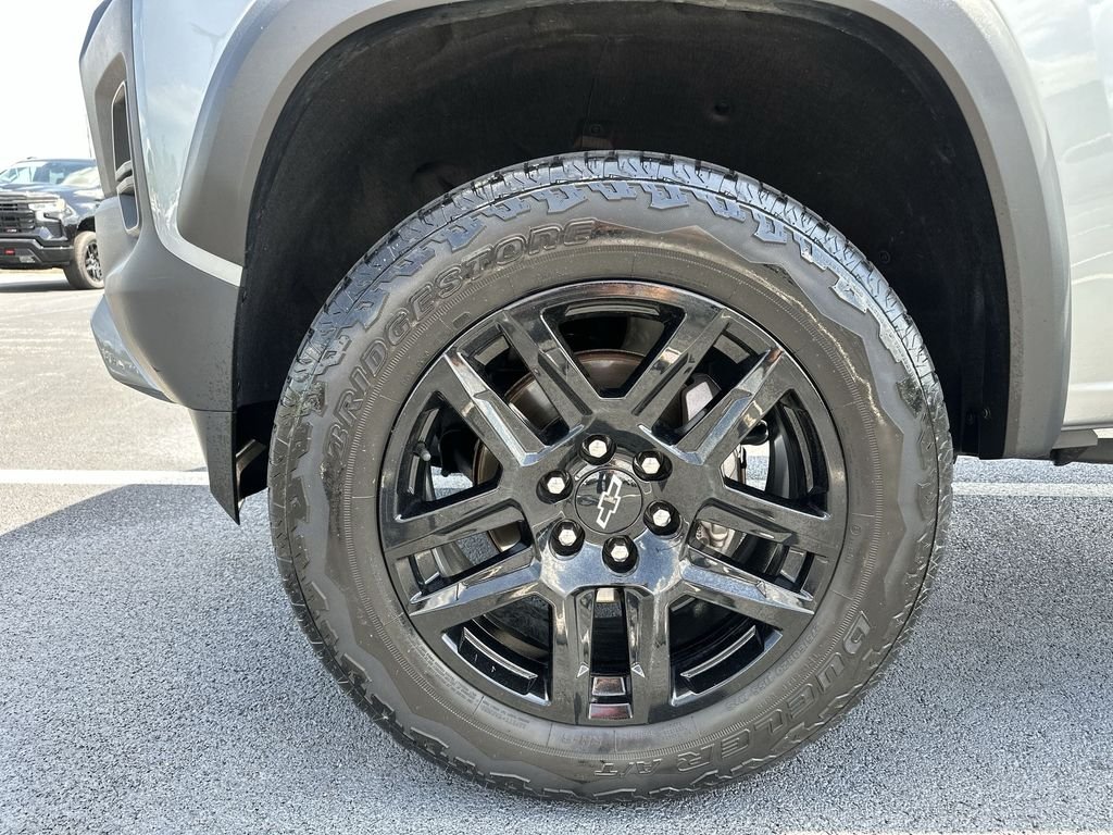 Used 2024 Gray Chevrolet Trail Boss image 16