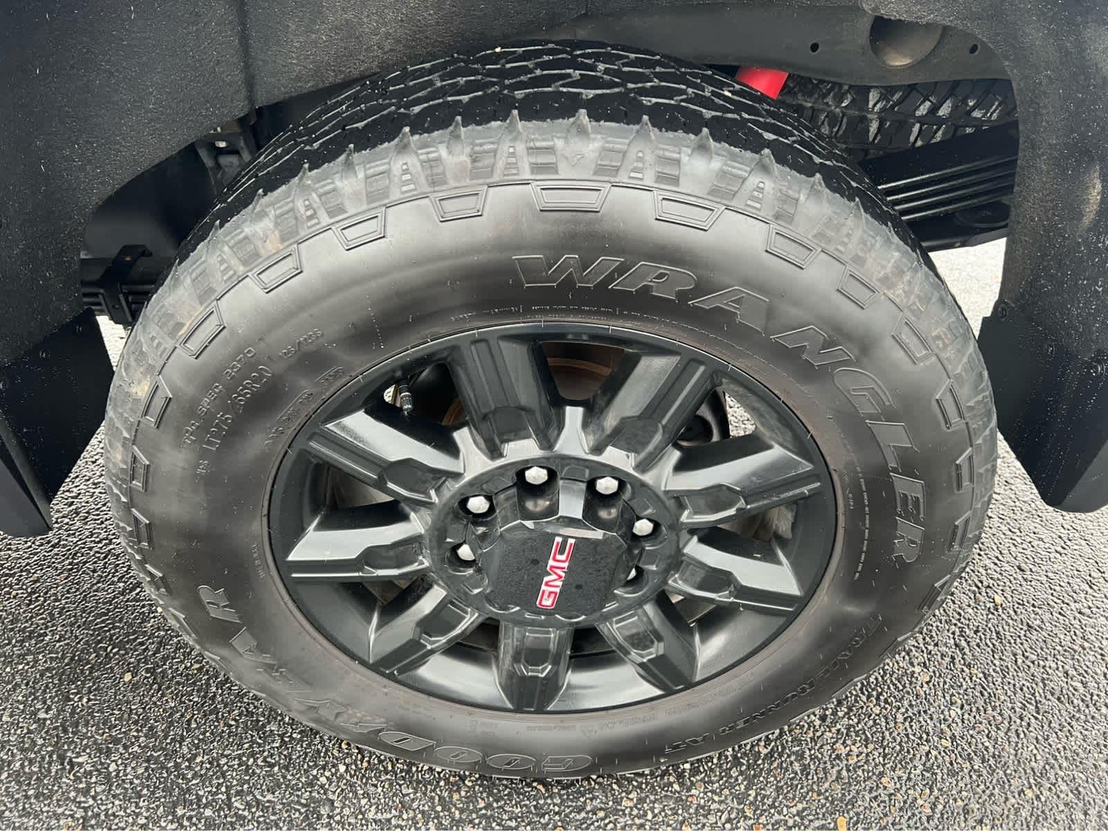 2024 GMC Sierra 2500HD AT4 - Photo 13