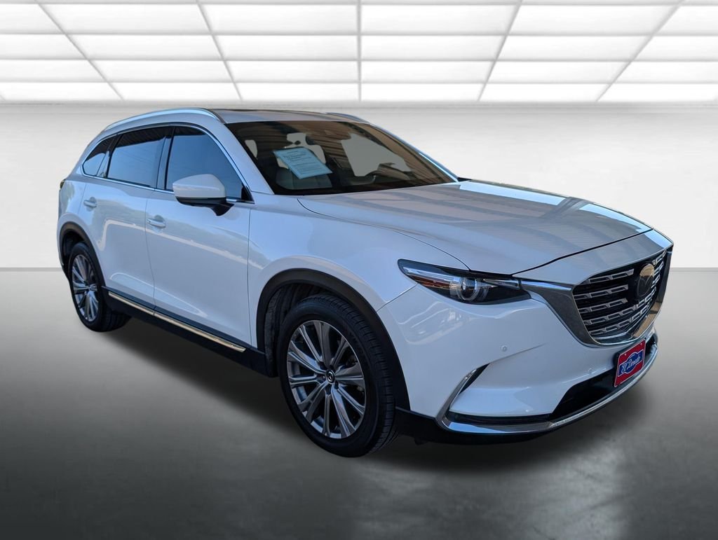 Used 2023 White Mazda Signature image 1