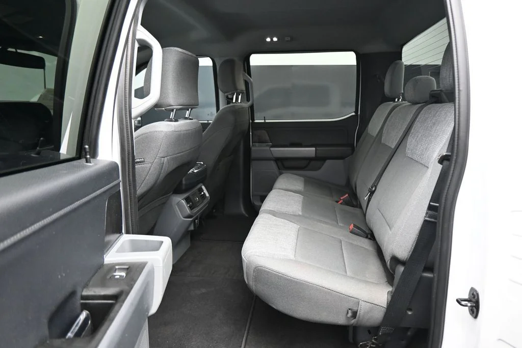 Used 2022 White Ford XLT image 24