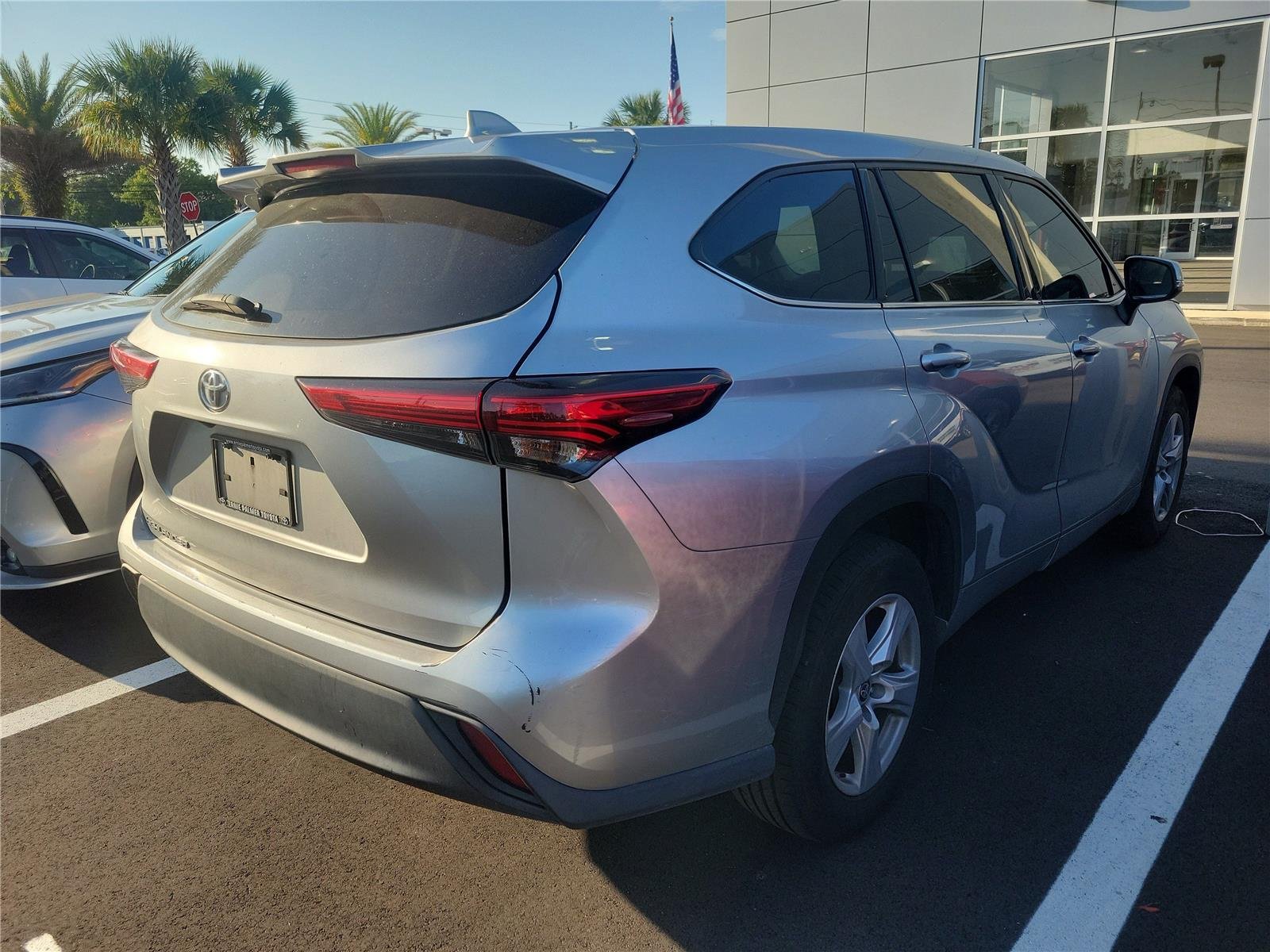 Used 2021 Celestial Silver Metallic Toyota L image 3