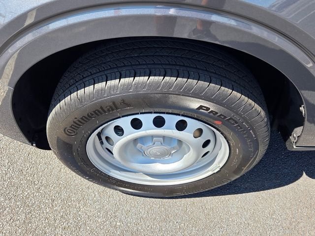 New 2026 Carbonized Gray Metallic Ford XL image 10