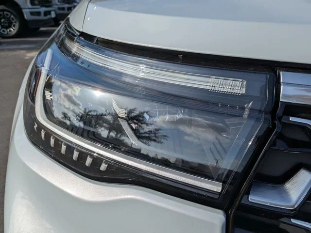 New 2026 White Ford Platinum image 10