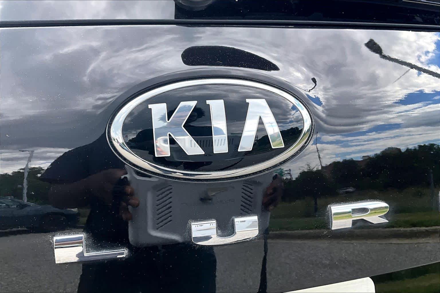 Used 2021 Black Copper Kia SX image 10