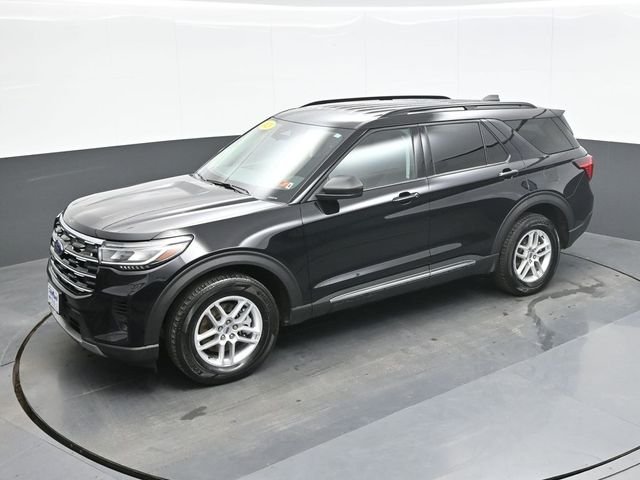 Used 2025 Black Ford Active image 13