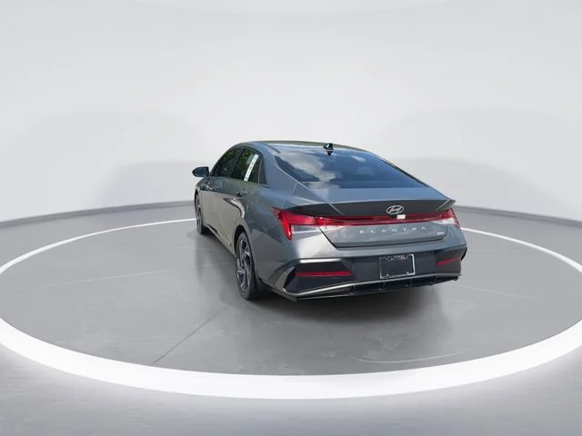 Used 2025 Gray Hyundai Limited image 7