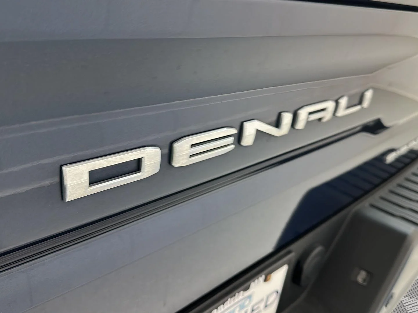 Used 2021 Pacific Blue Metallic GMC Denali image 31