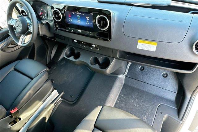 New 2026 Arctic White Mercedes-Benz  image 51