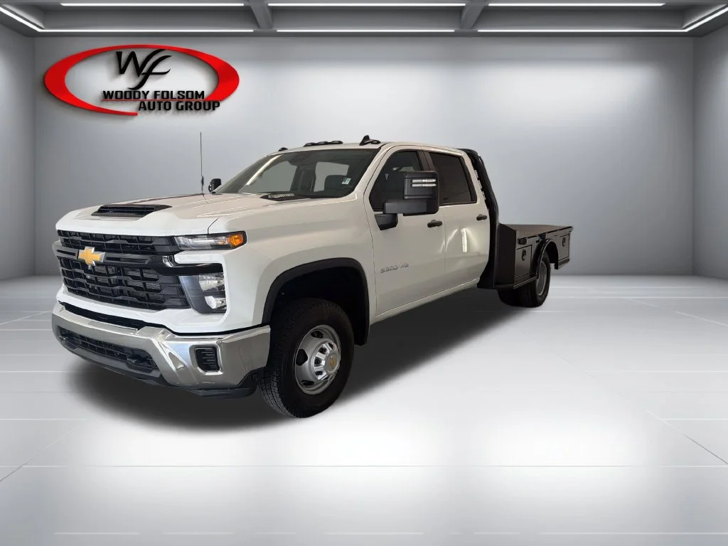 New 2026 Summit White Chevrolet Work Truck image 3