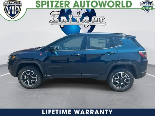 New 2026 Fathom Blue Pearl-Coat Exterior Paint Jeep Trailhawk image 6