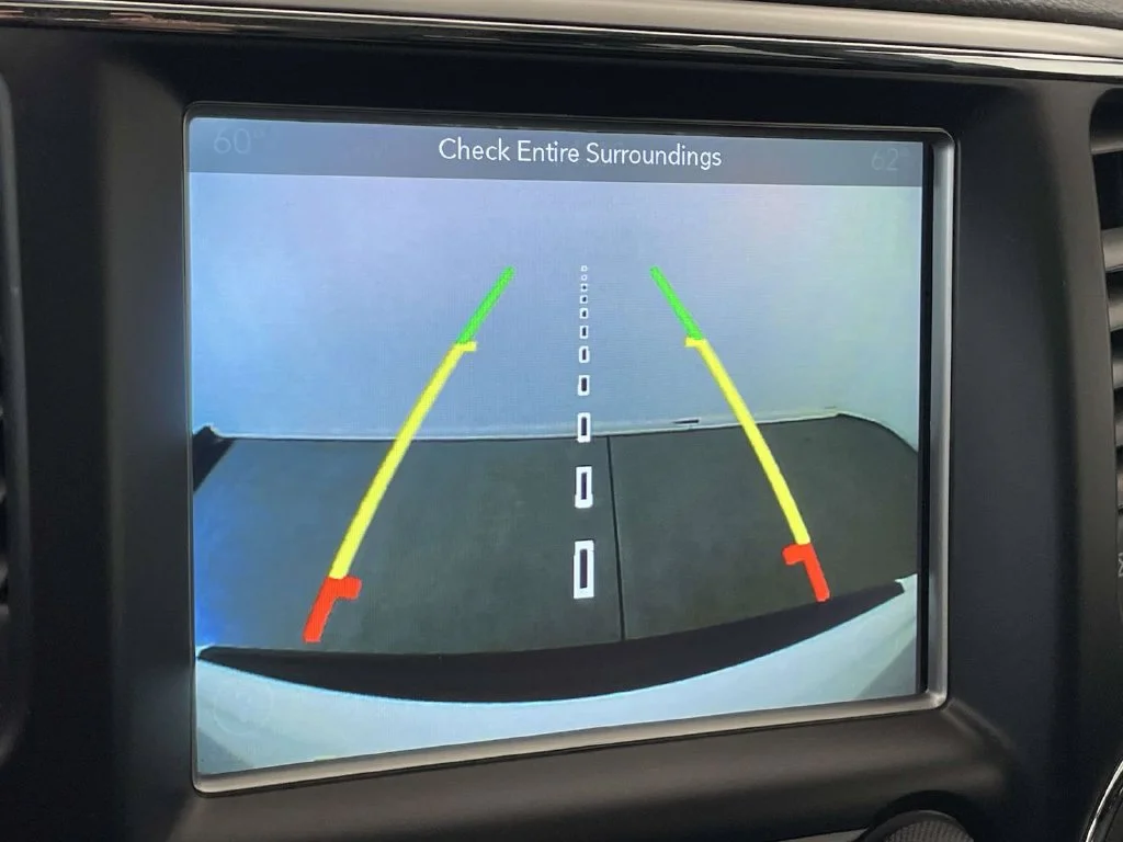 Used 2018 White Jeep Altitude image 25