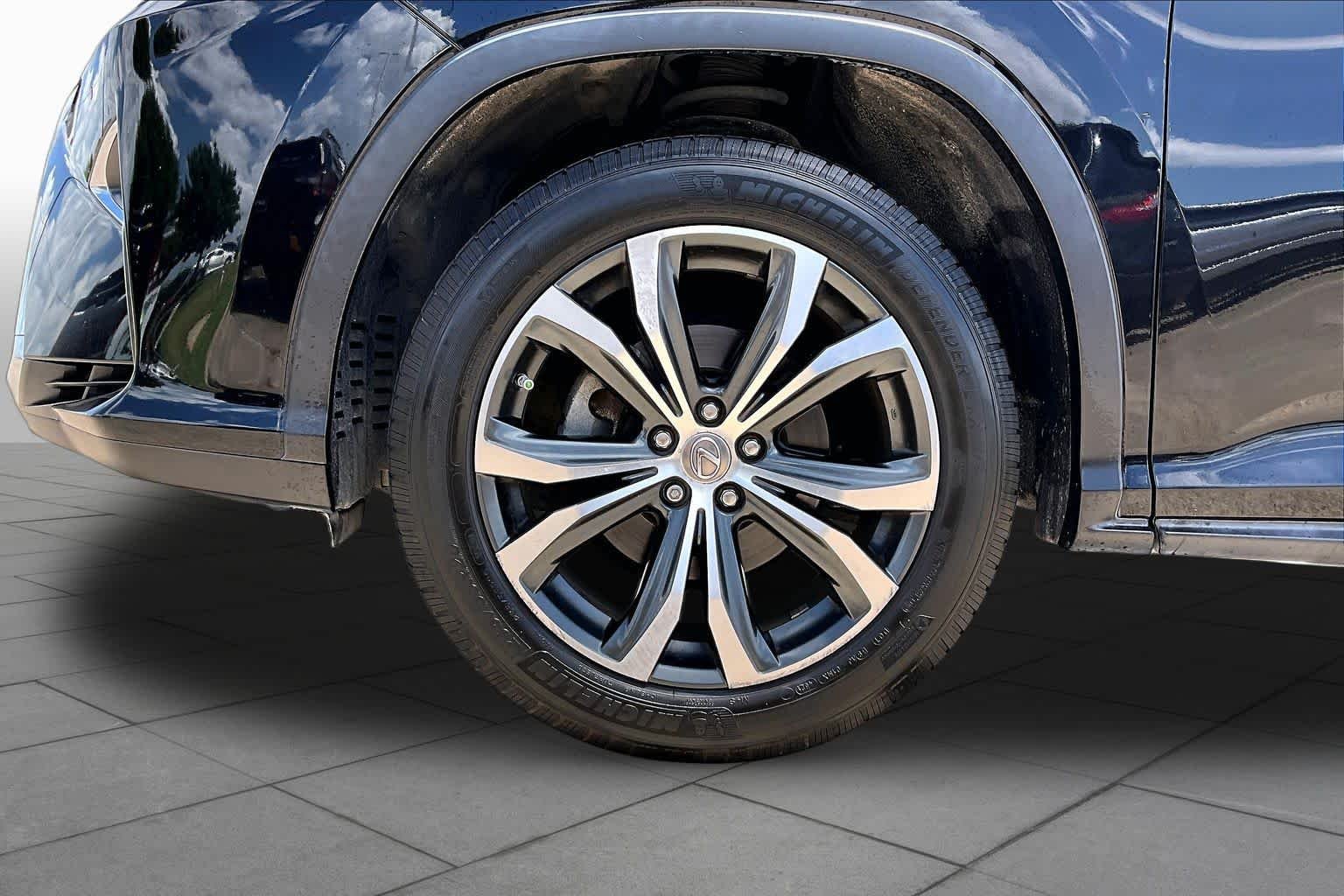 Used 2017 Obsidian Lexus  image 11