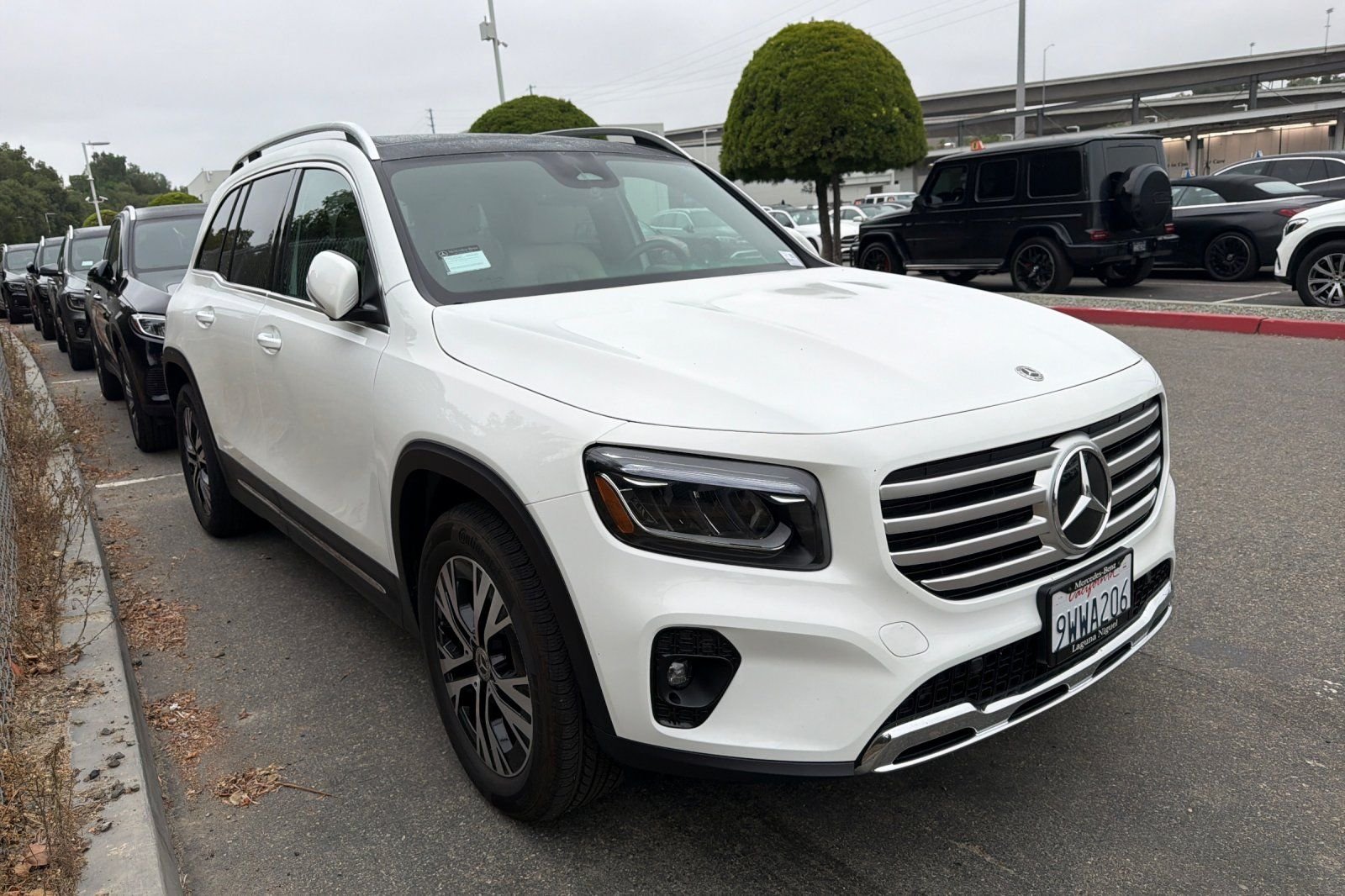 Used 2026 White Mercedes-Benz GLB 250 image 5