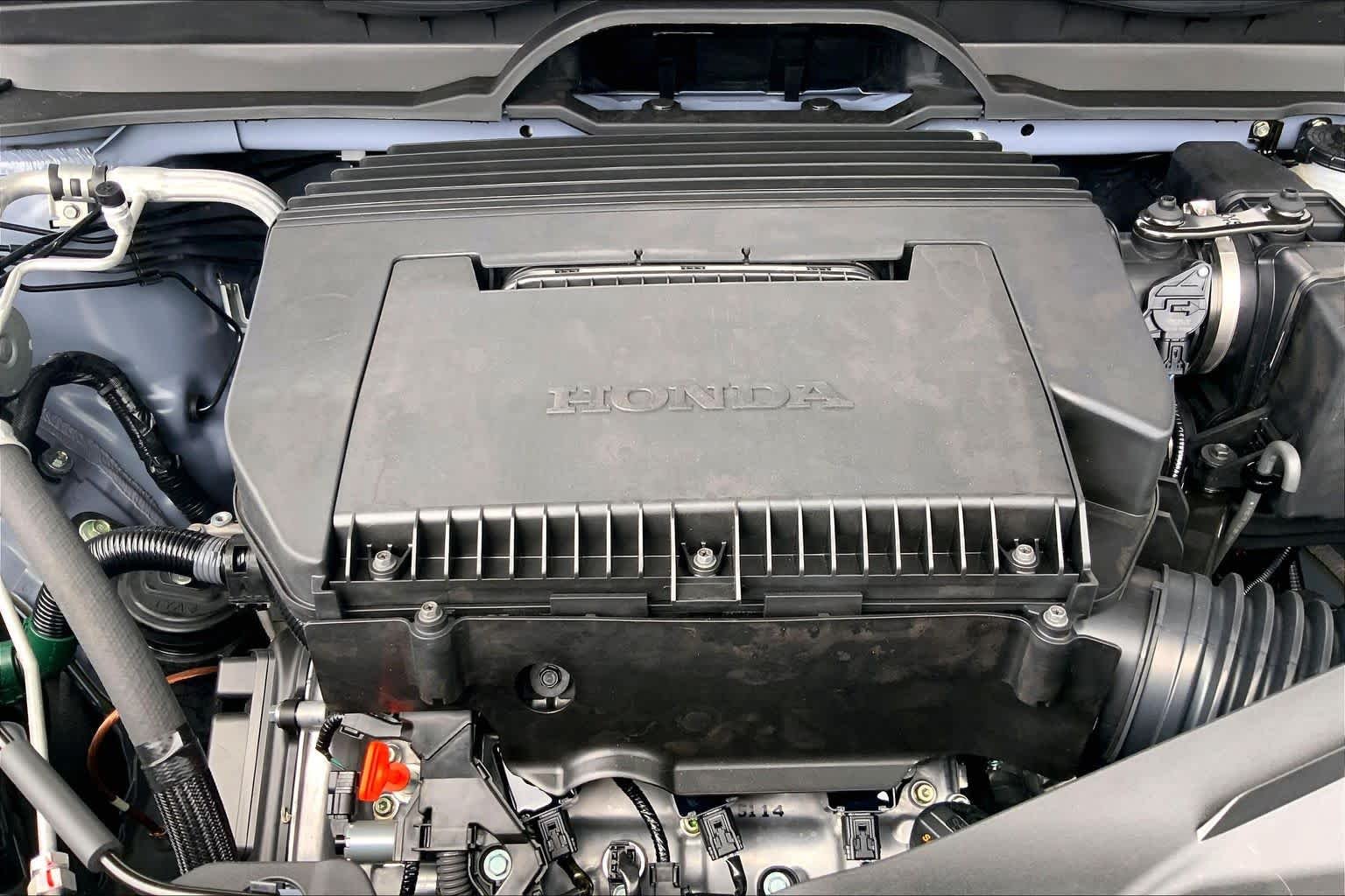 New 2026 Sonic Gray Pearl Honda AWD TrailSport image 16