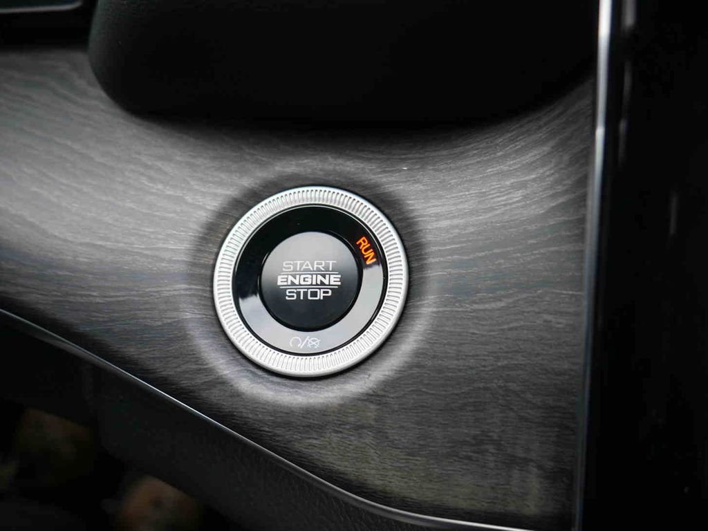 2025 Jeep Grand Cherokee L Overland - Photo 34