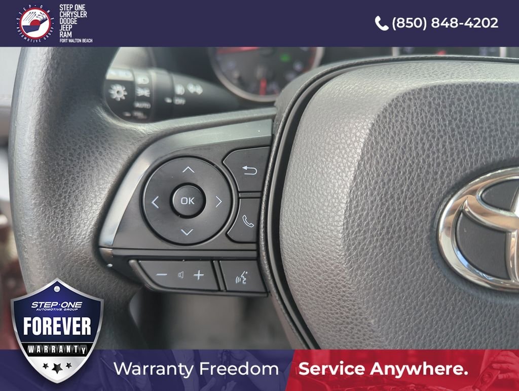 Used 2019 Red Toyota XLE image 21