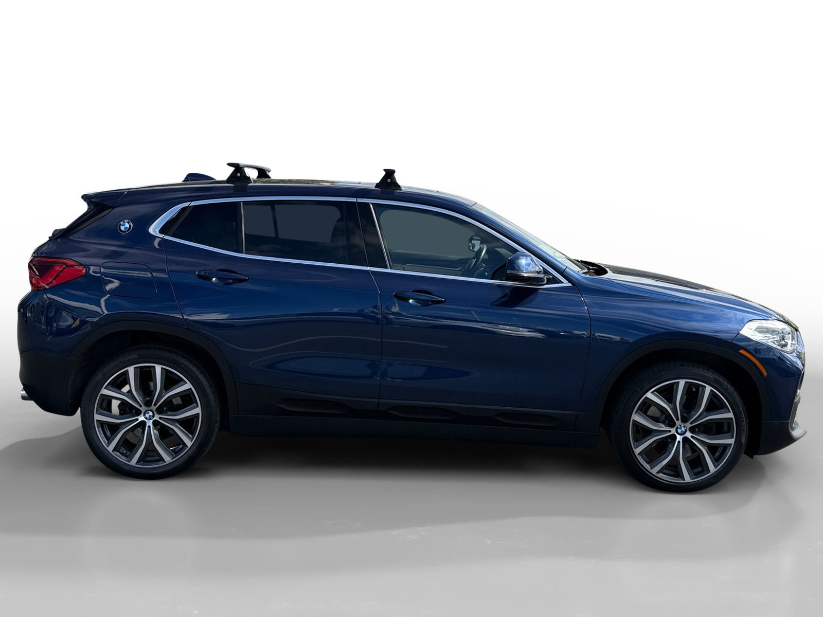 Used 2018 Blue Metallic BMW xDrive28i image 6