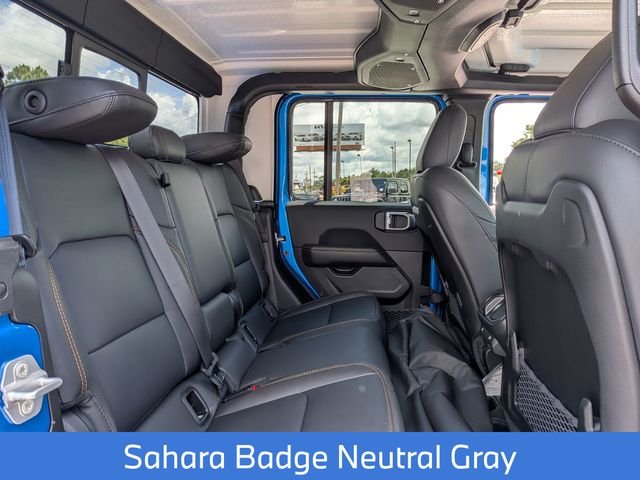 New 2026 Hydro Blue Pearl-Coat Exterior Paint Jeep Sahara image 27