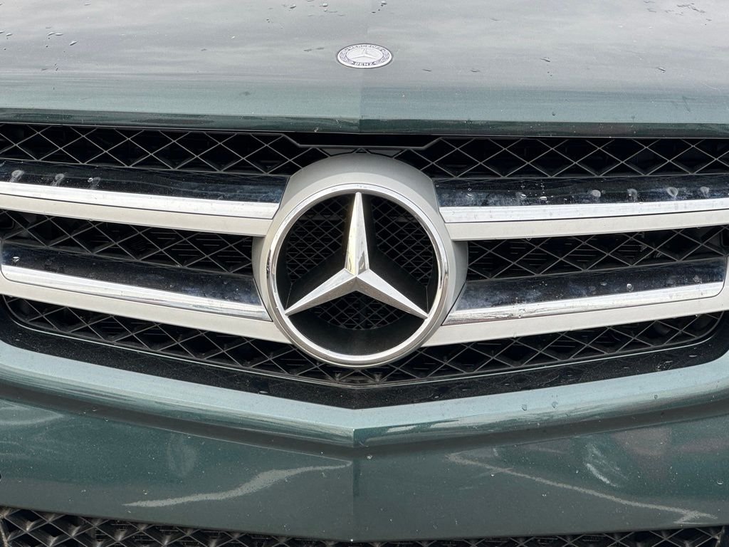 Used 2011 Green Mercedes-Benz GLK 350 image 10