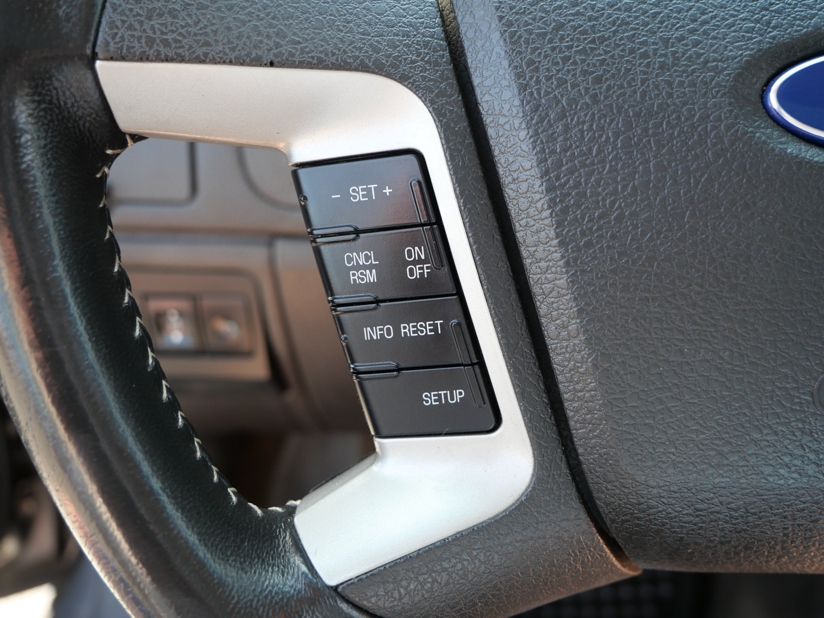 Used 2010 Gray Ford SEL image 18