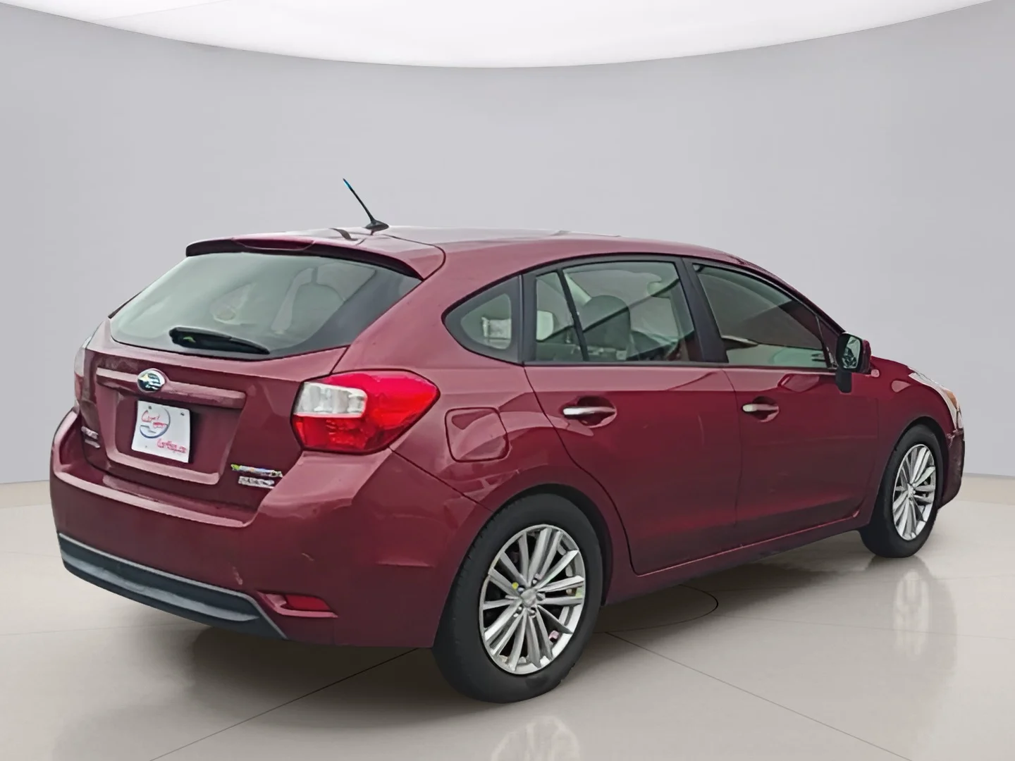 Used 2013 Red Subaru  image 5