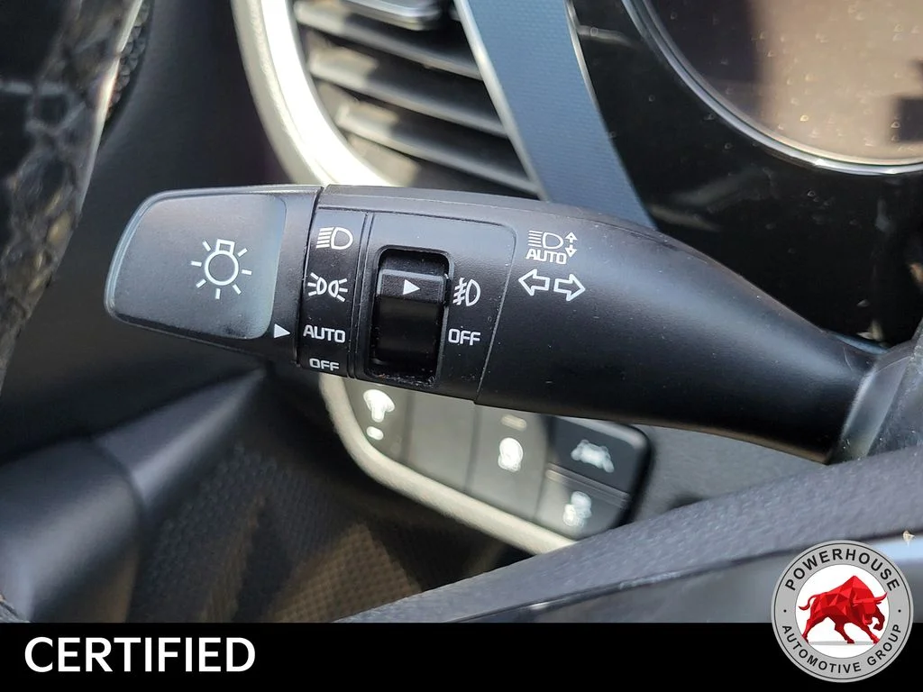 Used 2023 Black Kia S image 29