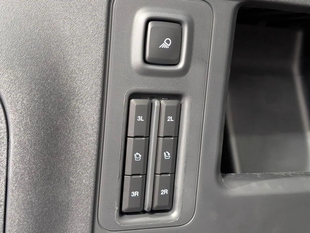 New 2027 Star White Metallic Tri-Coat Ford Active image 22
