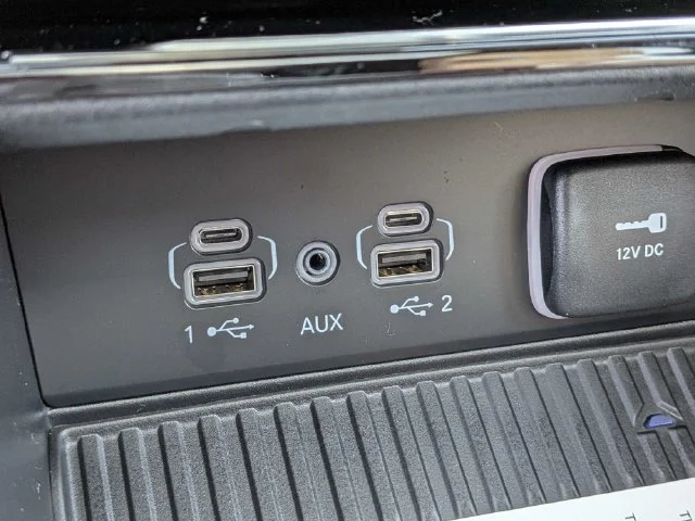New 2027 Black Jeep Limited image 19