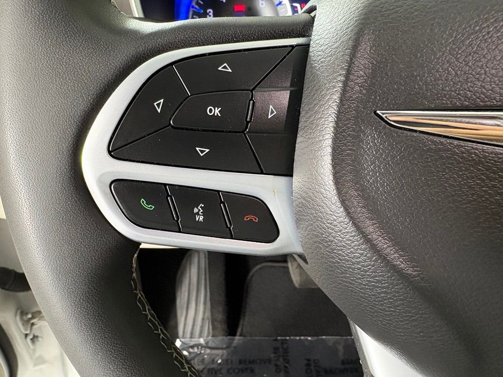 Used 2024 White Chrysler Touring L image 25