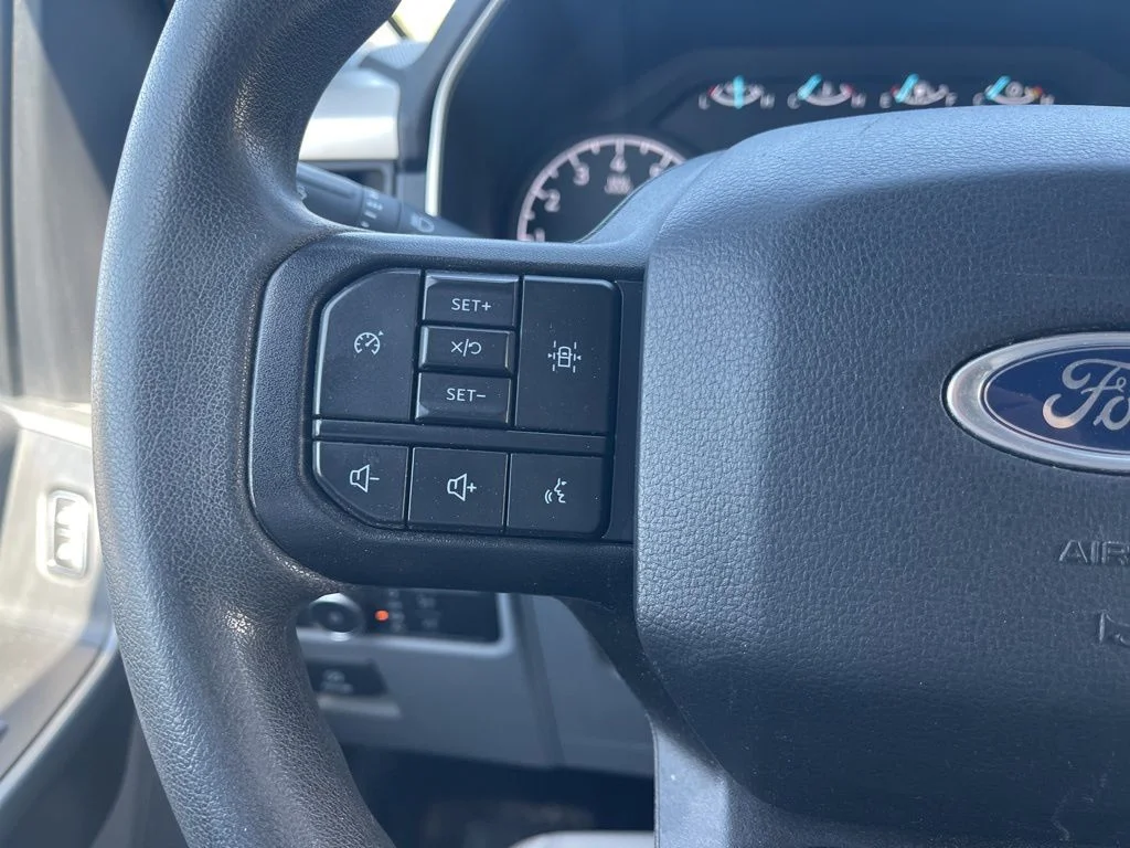 Used 2022 Silver Ford XLT image 28